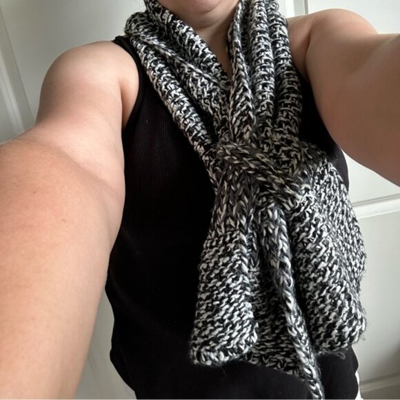 Disney Parks | Mickey Mouse Black & White Tweed Knit Scarf - Picture 8 of 8